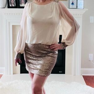 Cache Elegant Cream and Gold Sequin Skirt